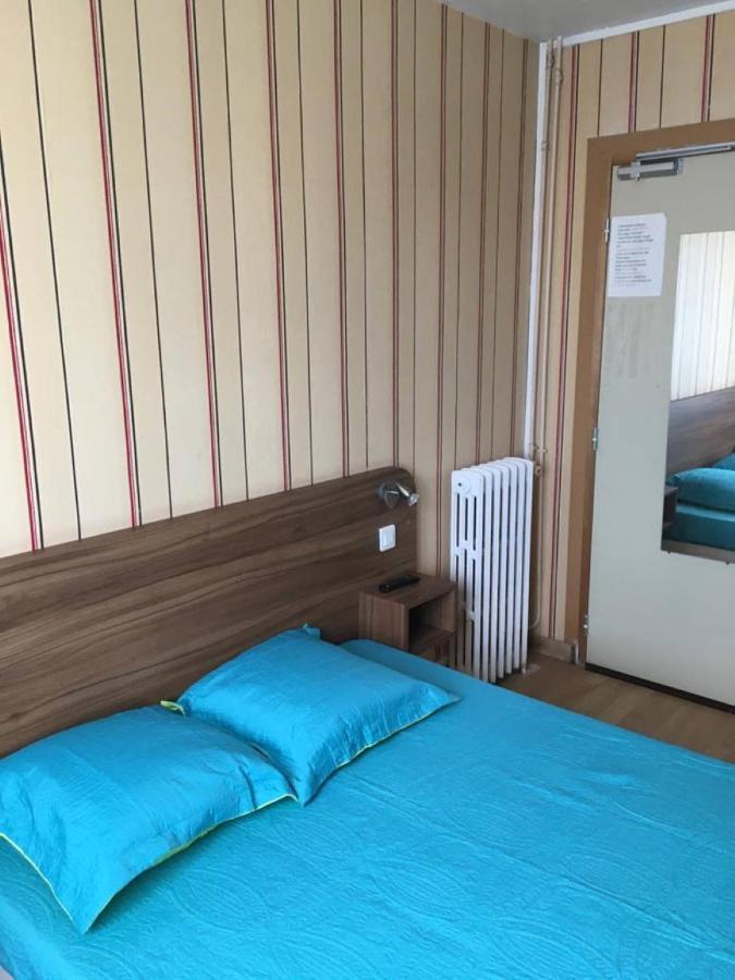 Hotel Les Rosiers La Rochelle  Exteriör bild