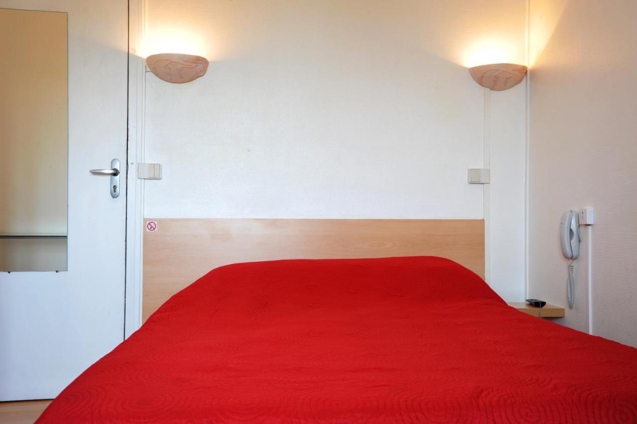 Hotel Les Rosiers La Rochelle  Exteriör bild